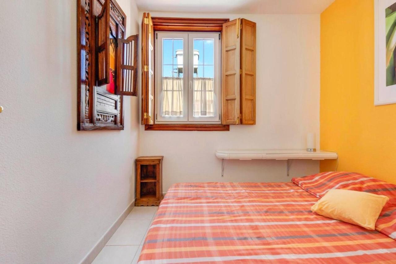 Remarkable 2-Bed House In Arona Arona  Exterior foto