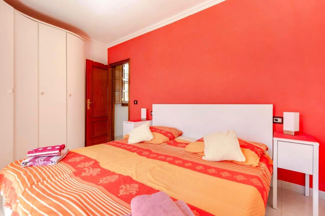 Remarkable 2-Bed House In Arona Arona  Exterior foto